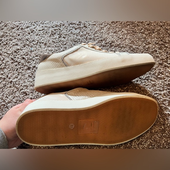 DOLCE VITA ZINA SNEAKERS- Rose Gold - Picture 3 of 5